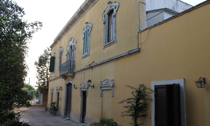Cutrofiano House | Residence of '800 in the Salentine countryside at km. 15 from the sea (Gallipoli .)