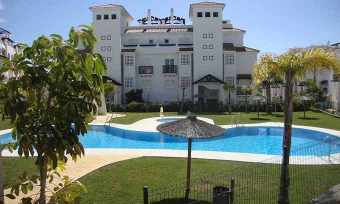 San Luis de Sabinillas Apartment | Residencial Duquesa 2049 Manilva Beach