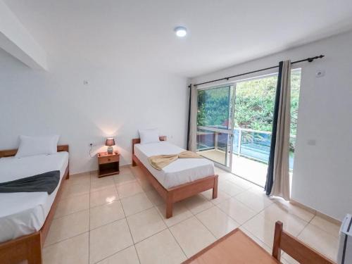 Ribeira Grande Hotel | Residencial Mãe Nona