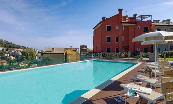 Pietra Ligure House | RESIDENTIAL APARTMENT WITH SOLARIUM AND POOL IN THE COMPLEX