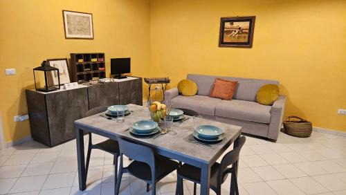 Cava de' Tirreni Apartment | Residenza Palazzo Miraldi-Ferrari