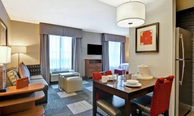 McNeil Hotel | Resort Living in the Heart of Texas:Free Parking,Pets Allowed,3 Relaxing Units