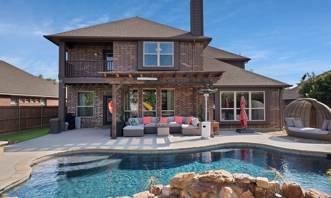 Denton County House | Resort-Style 5BR Home near PGA Frisco & Little Elm; Only 30 minutes north of DFW