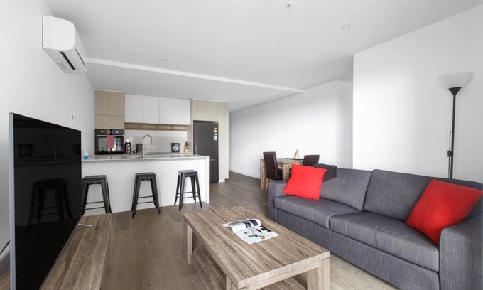 Moonee Ponds Apartment | Resort Style Living In the Heart of Moonee Ponds