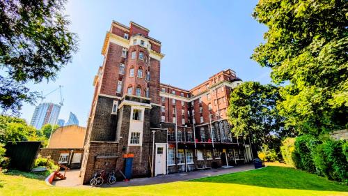 Elephant and Castle Hostel | Rest Up London