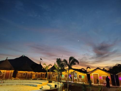 Pushkar Resort | Ret Mahal Huts & Resort