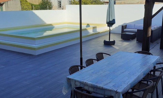 Murtosa Villa | Retiro da Atafona Beach Pool House (White)