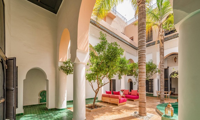 Kbour Chou House | Riad Akasia