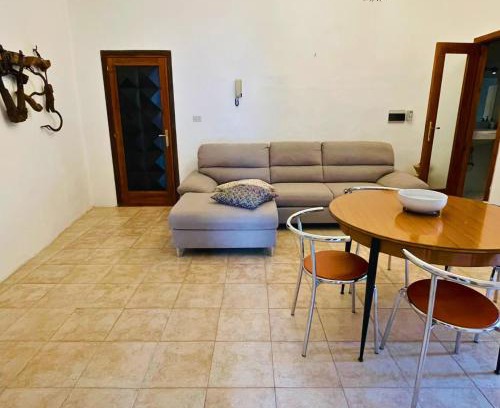 Tempio Pausania Apartment | Rifugio Antico nella Città di Pietra