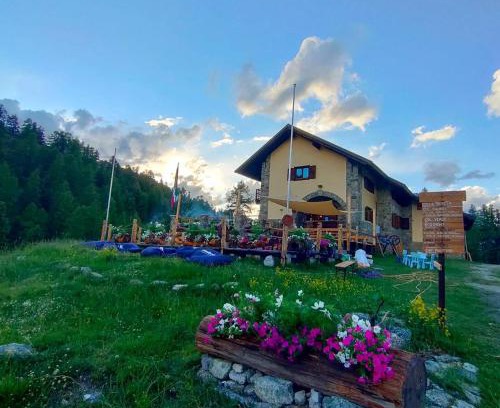 Cesana Torinese Hotel | Rifugio Baita Gimont