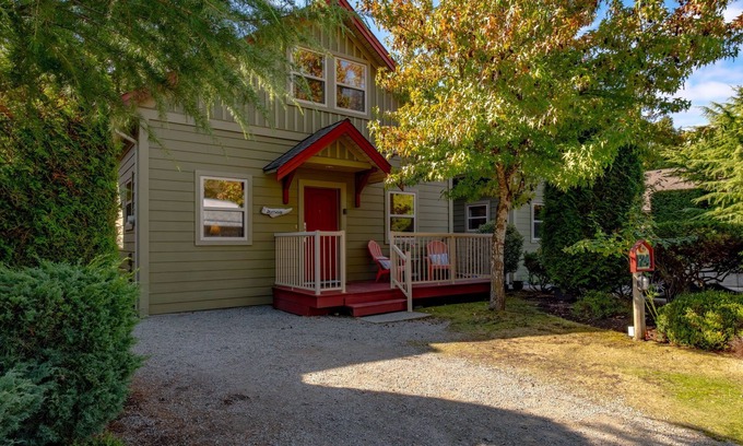 Regional District of Nanaimo Cabin | Right across from the pool & hot-tub!