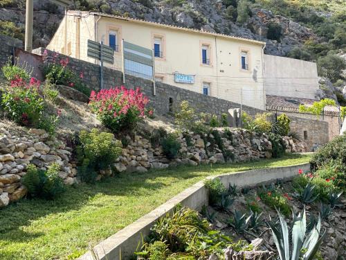 Villeseque-des-Corbieres House | Ripaud Chambre D'Hote