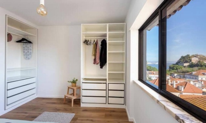 Alenquer Apartment | River Breeze in Almada Velha