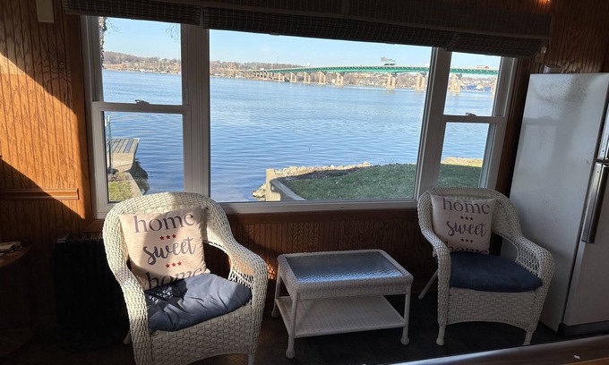 East Moline House | Riverfront Hideaway By LeClaire & I-80 - Close to TBK Sports Complex!