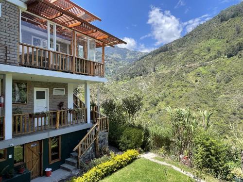 Banos de Agua Santa House | RIVERSIDE RESINDENCE con Jacuzzy