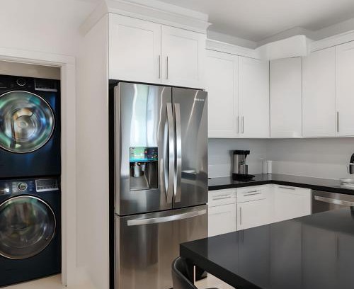 Niagara Falls House | Riverside Stay