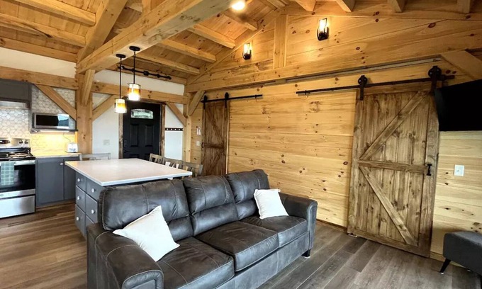 Leavenworth Cabin | Riversong Timberframe Cabin with Gorgeous Water Views