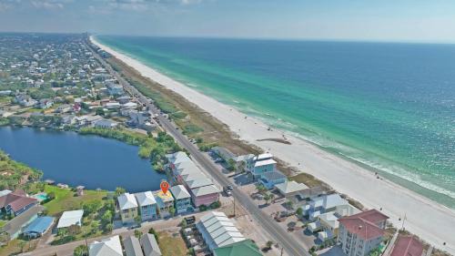Laguna Beach Estates House | Riviera Point - Lovely Home With Tons Of Space!
