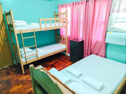 Coron Town Proper House | RKC Guest House