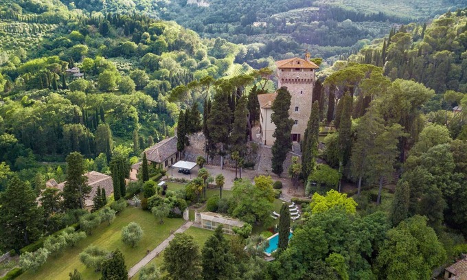 Cetona Villa | Rocca di Cetona, a Luxury Castle with Pool in Tuscany