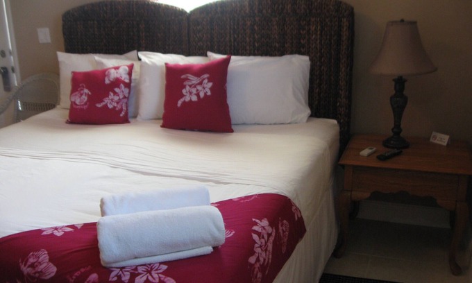 Andros Town Cottage | Rolle's Place Cabanas/Fresh Creek Newest Property on Andros! WiFi