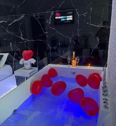 Cinecitta House | Roma Suite idromassaggio