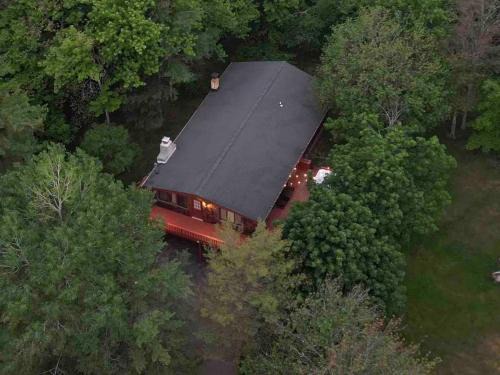 Tannersville House | Romantic Chalet Hot Tub Near Hunter Mountain