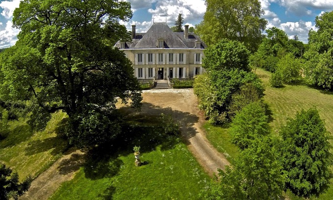 Saint-Savinien House | Romantic chateau XIX in big private estate with river and pool. Weddings