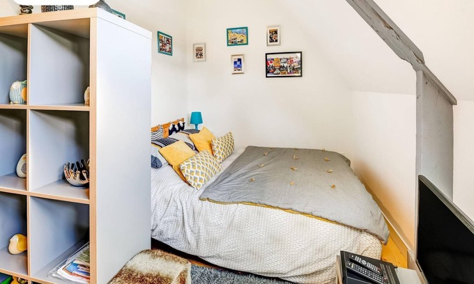 Isigny-sur-Mer Apartment | Romantic Escape in Normandy