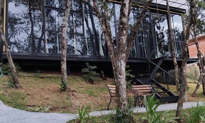 Campista Cabin | Romantic private cabin with hot tub and wood-burning stove