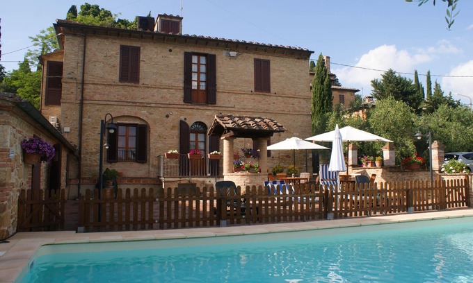 Sant'Andrea Apartment | Romantic two-room apartment overlooking the Sienese countryside