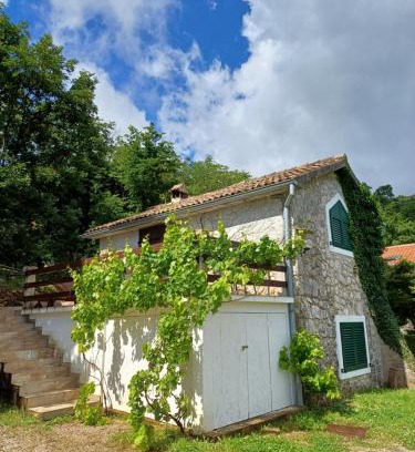 Sveta Jelena House | Romantisches Steinhaus Salvia im Cottage Filipaši