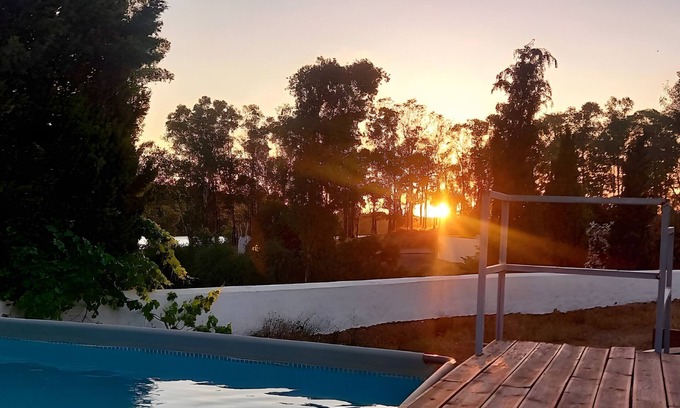 Corte do Pinto Apartment | Room 'Lareira' with Shared Pool, Wi-Fi and Air Conditioning