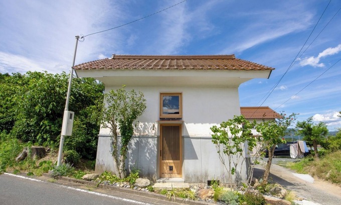 Onan House | Room only Stay in a 70yearold storehouse that /Ochigun Shimane