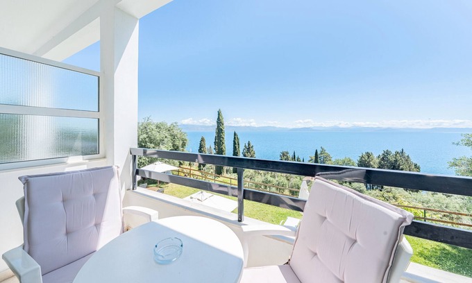 Benitses Apartment | Room 'Sea View 4' with Private Terrace, Wi-Fi and Air Conditioning