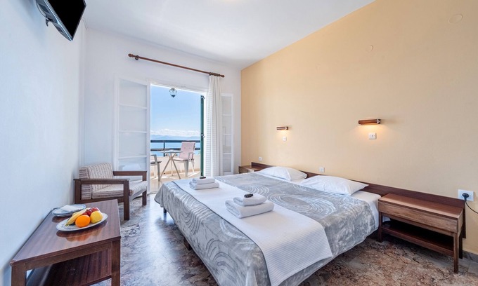 Benitses Apartment | Room 'Sea View 6' with Private Terrace, Wi-Fi and Air Conditioning