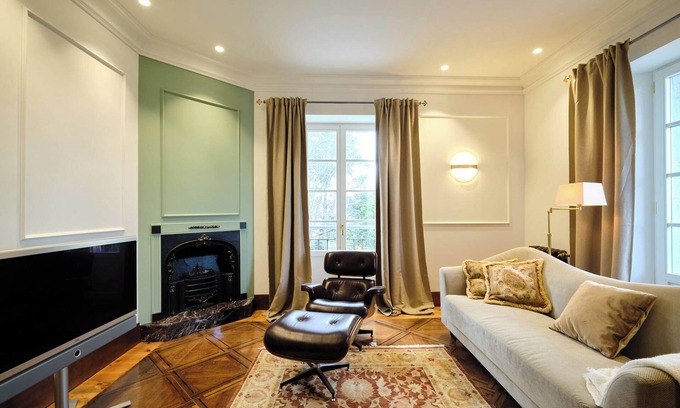 Muros de Nalon Apartment | Room 'Suite Del Marqués' with Shared Pool, Shared Terrace and Wi-Fi