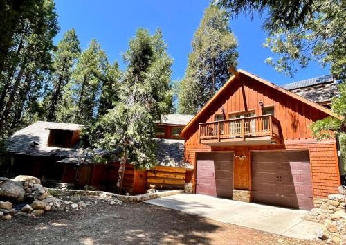 Idyllwild Cabin | Root-Stone Lodge