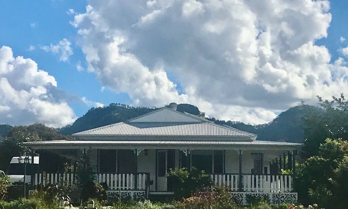 Gloucester Bed & Breakfast | Rose Cottage