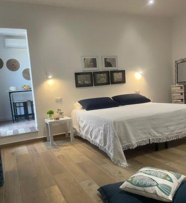 Teulada House | Rose e fiori