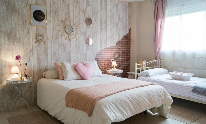 Poniente-Sur Apartment | Rose