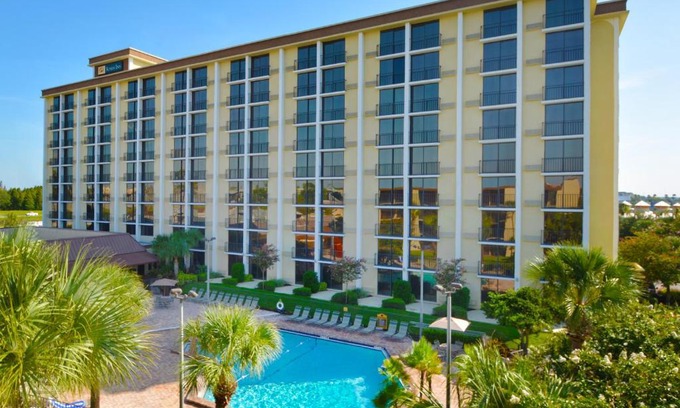 Florida Center Hotel | Rosen Inn Closest to Universal