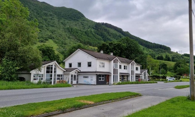 Rosendal Hotel | Rosendal Apartments Motellet