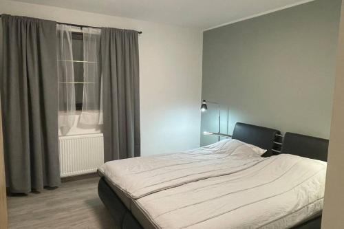 Menges Apartment | Roses Apartment Prijeten apartma za dve osebi