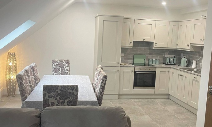 Drumkeen Apartment | Rosie's Bar Apartment -