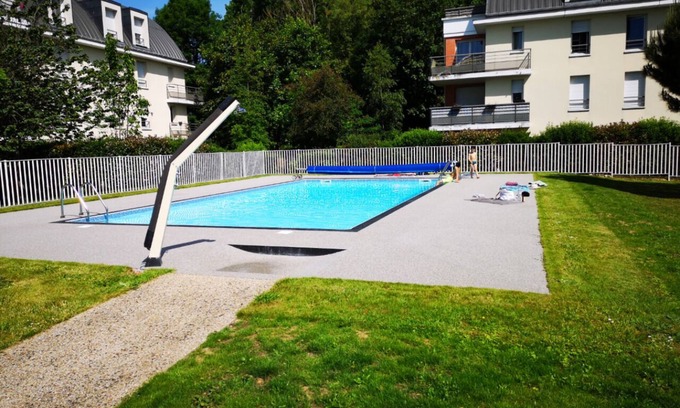 Canteleu Apartment | ROUEN apartment with swimming pool parking in secure residence.
