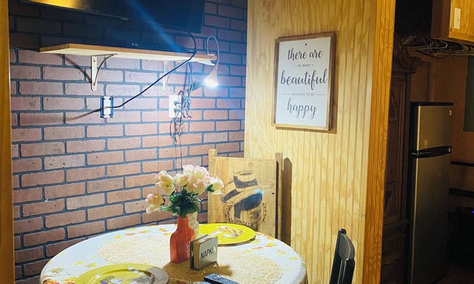 Willis Cabin | Roxys Cottage Cabin