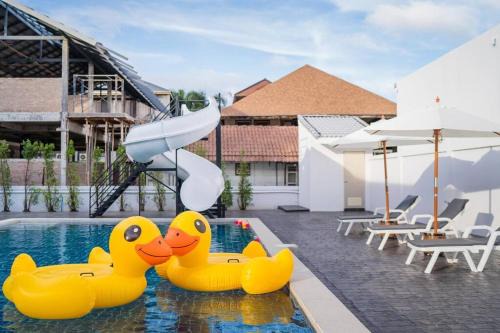 Cha-am Villa | Royal beach pool villa cha-am บ้านพักชะอำ พูลวิลล่าชะอำ ใกล้ทะเล
