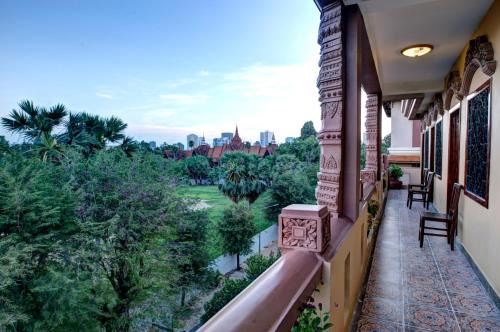Daun Penh Hotel | RS II Guesthouse