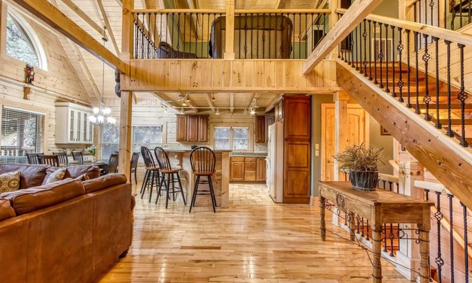 Chalet Village Cabin | Running Bears Den- Chalet Village’s Perfect Retreat in the Mountains